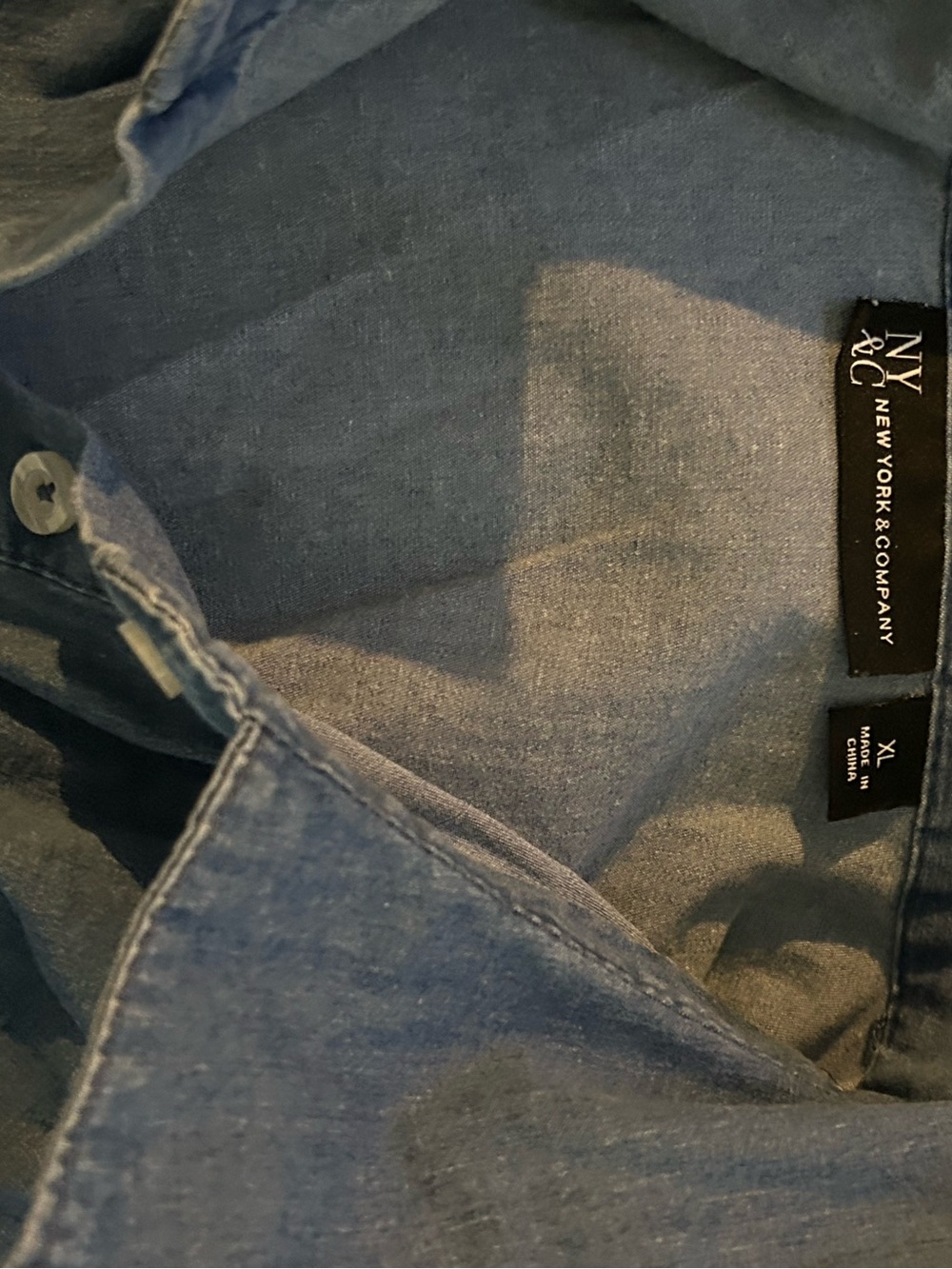 New York & Company Men's Chambray Blue Shirt-Style Jeans